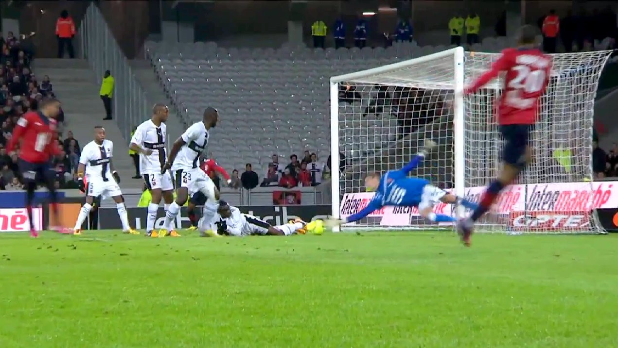 Gól_vlastný_Mavinga_Rennes